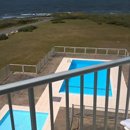 Seaside Tennis With Pool View In Apartment